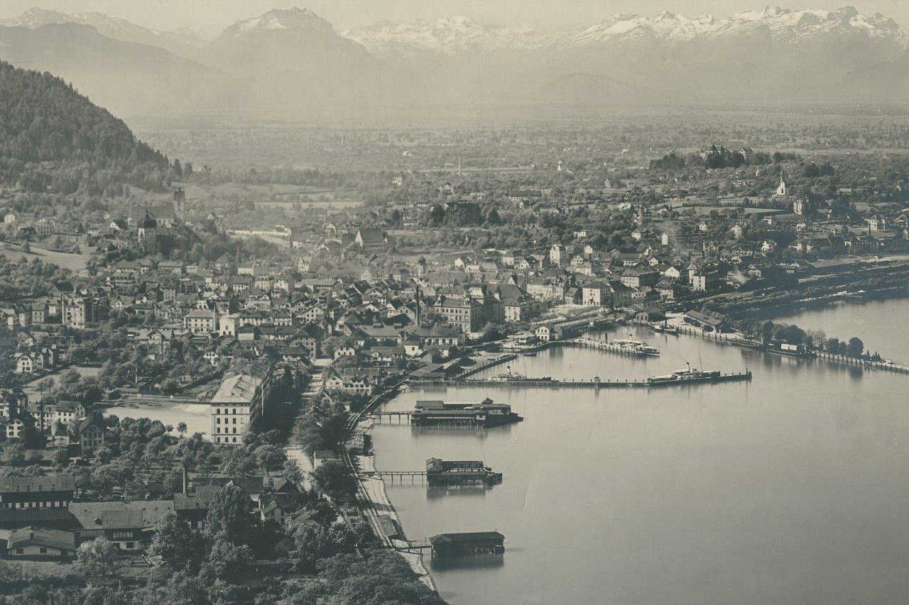 Das Schanzbad, die Militärschwimmschule, der Hafen, die Städtische Badeanstalt, 1902, Foto: Stadtarchiv Bregenz