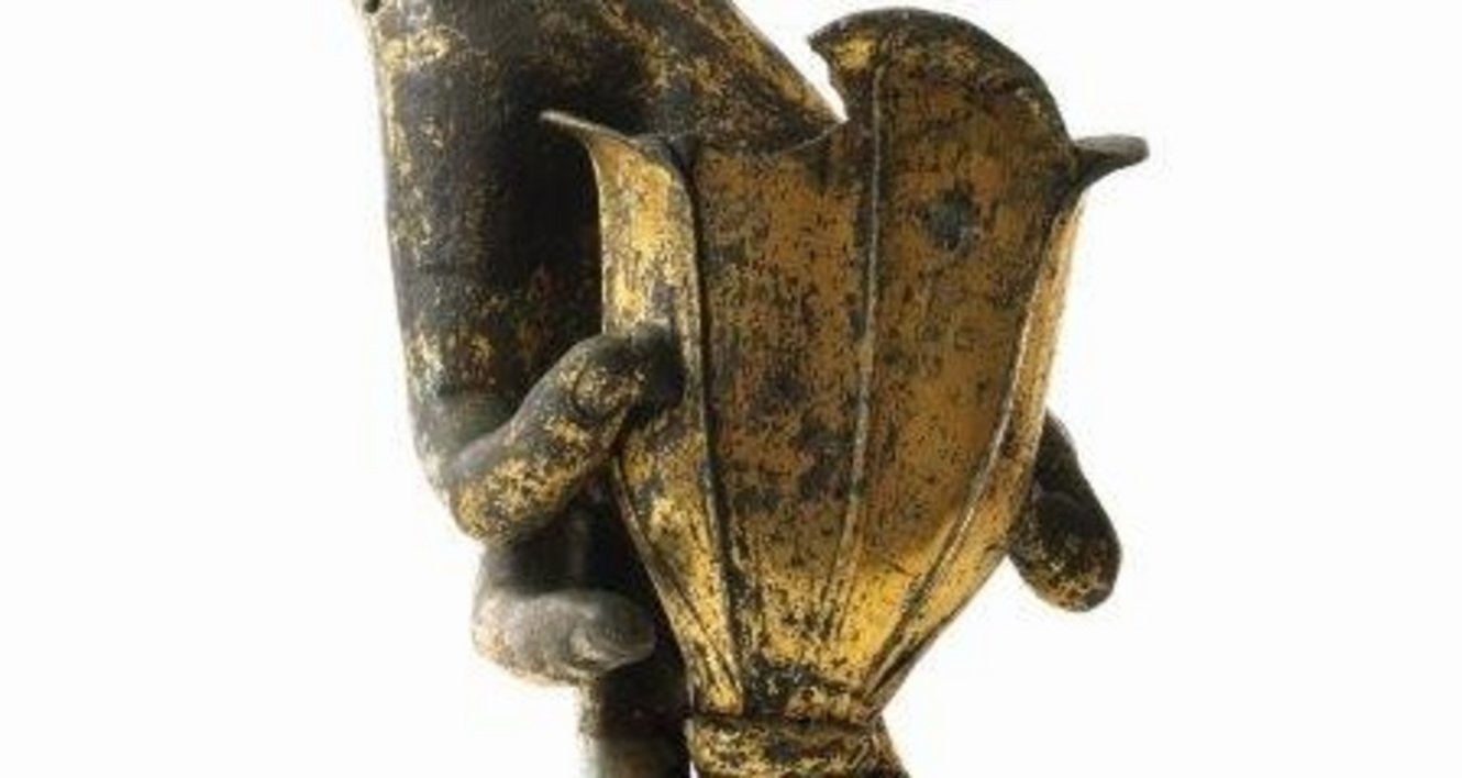 Hand mit Füllhorn, Teil einer monumentalen Bronzestatue, vergoldetet, Fundort Tiberiusstraße Bregenz, frühes 2. Jh. n. Chr., Foto: Robert Fessler 